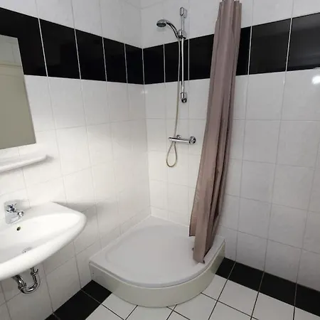 Holiday home Domein Hellebeuk Met Uitzicht! Valkenburg/klimmen